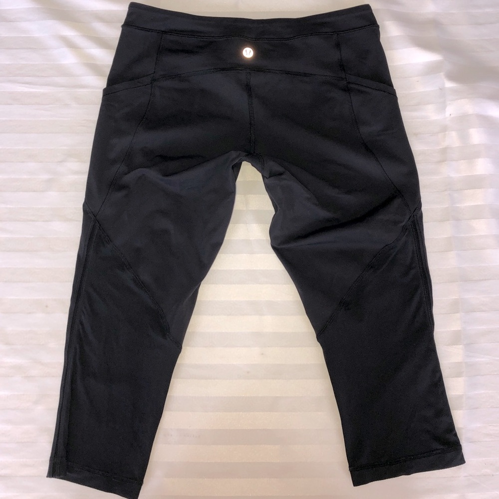 Lululemon Cropped Legging - Picture 1 of 9
